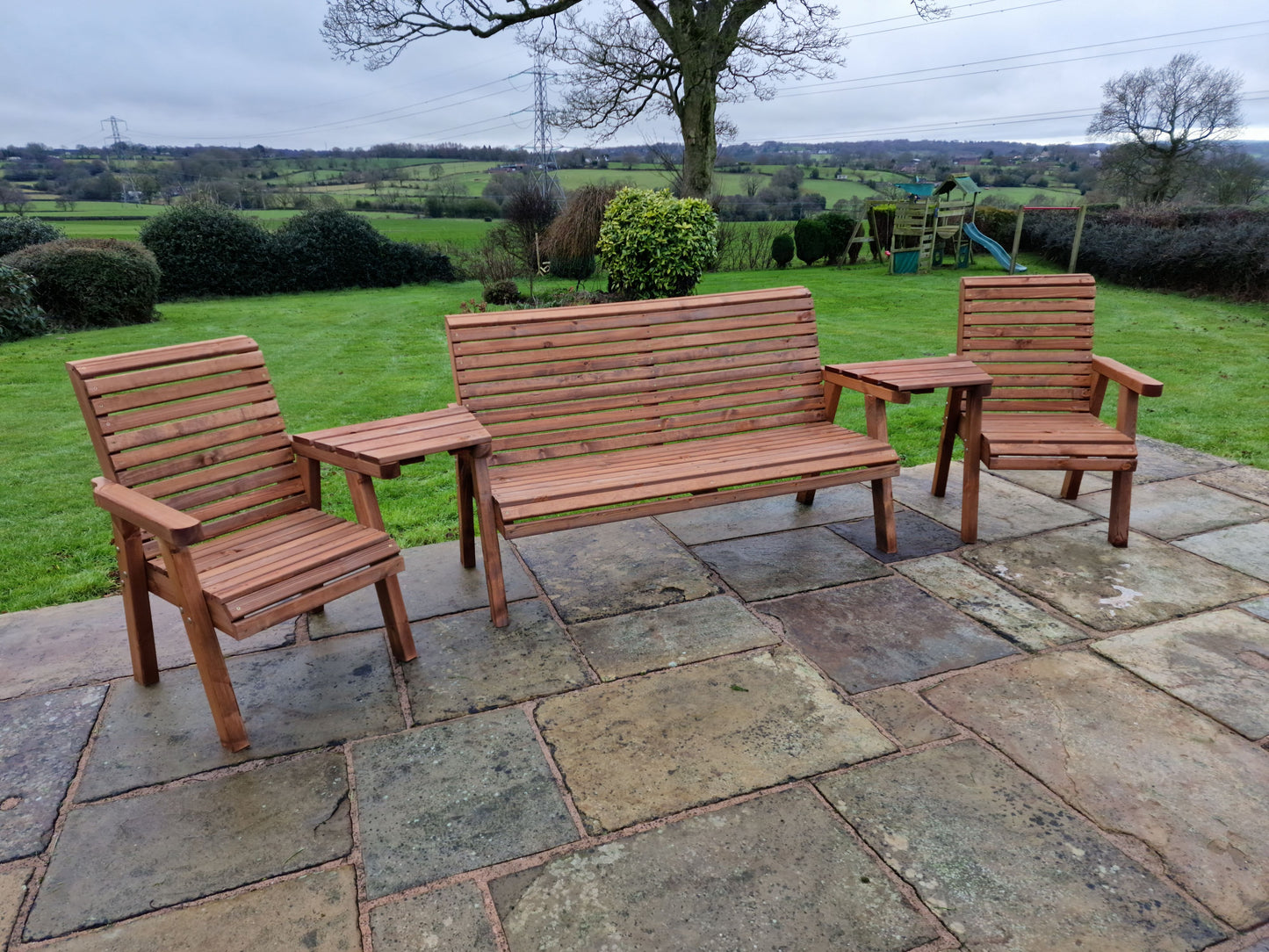 Classic Redwood 5 Seat Set 2 x Chair 1 x Bench - Angled Trays