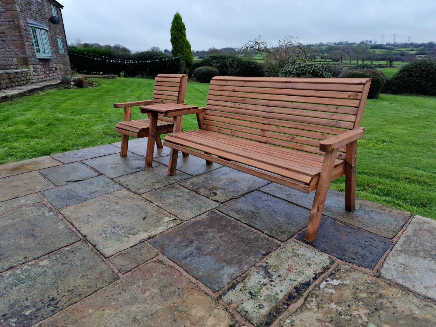 Classic Redwood 4 Seat Set 1 x Chair 1 x Bench - Straight Tray