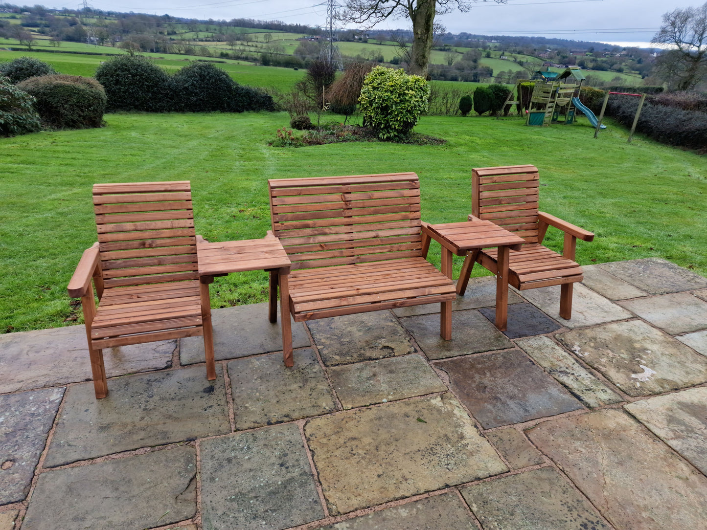 Classic Redwood 4 Seat Set 2 x Chair 1 x Bench - Straight Trays