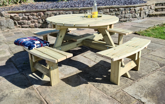 Westwood Round 8 Seat Picnic Table