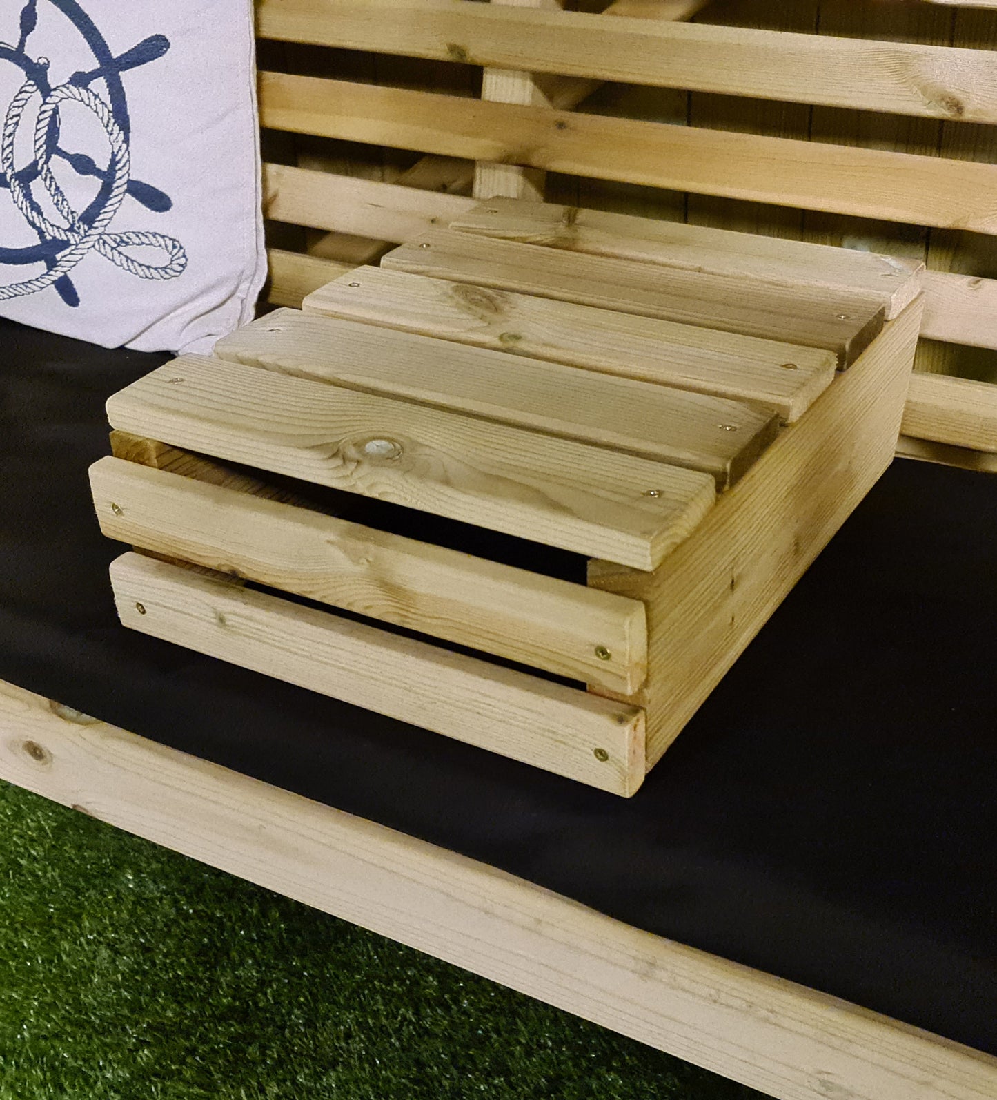 Arbour Drinks Table