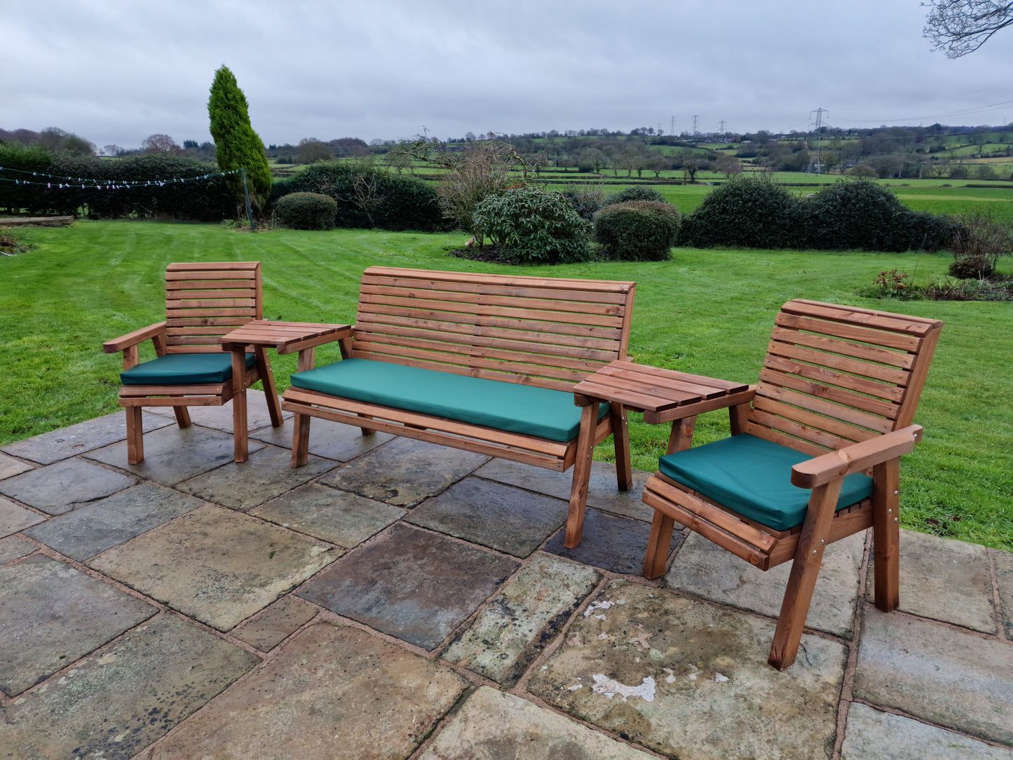 Classic Redwood 5 Seat Set 2 x Chair 1 x Bench - Angled Trays