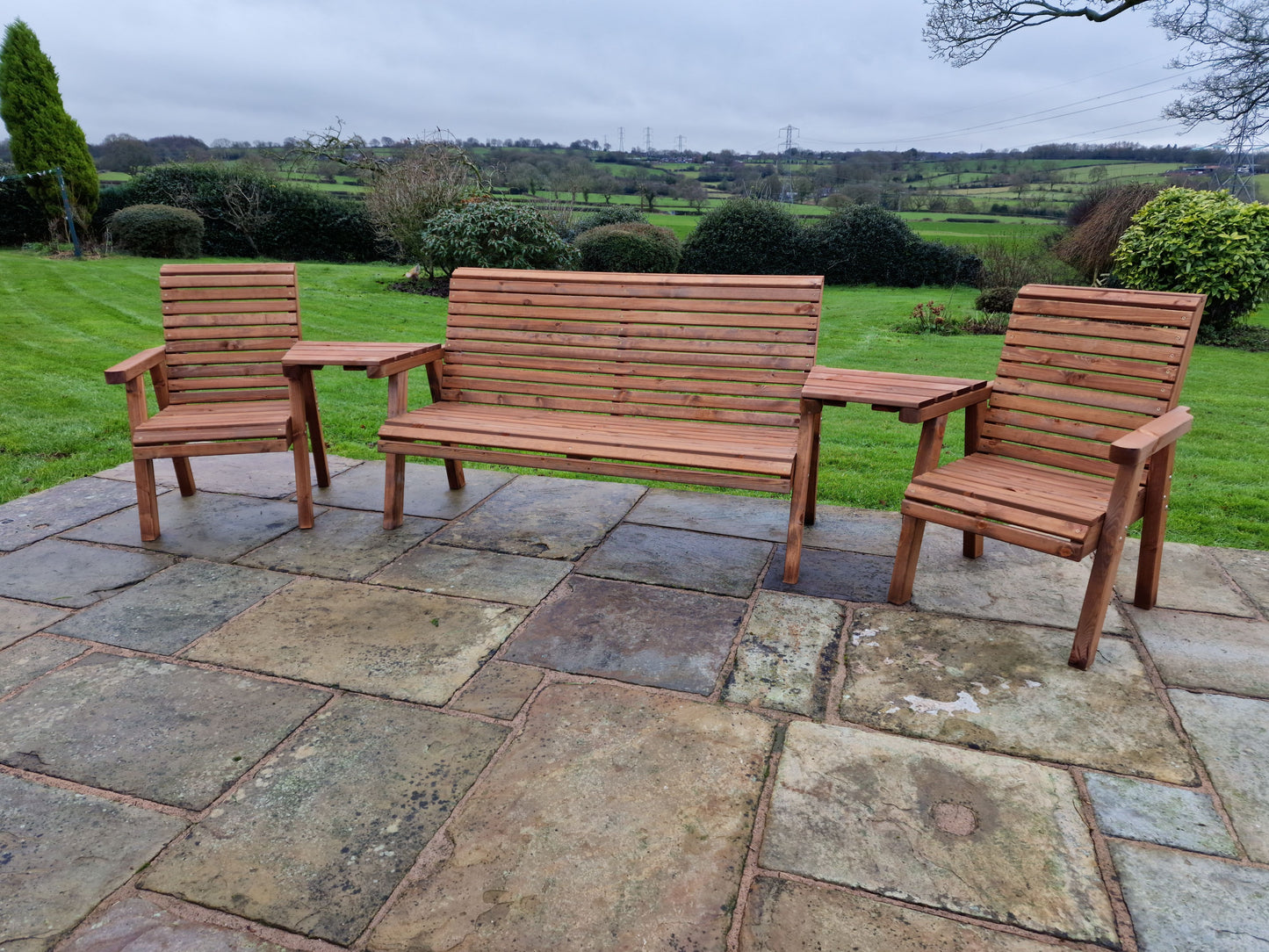 Classic Redwood 5 Seat Set 2 x Chair 1 x Bench - Angled Trays