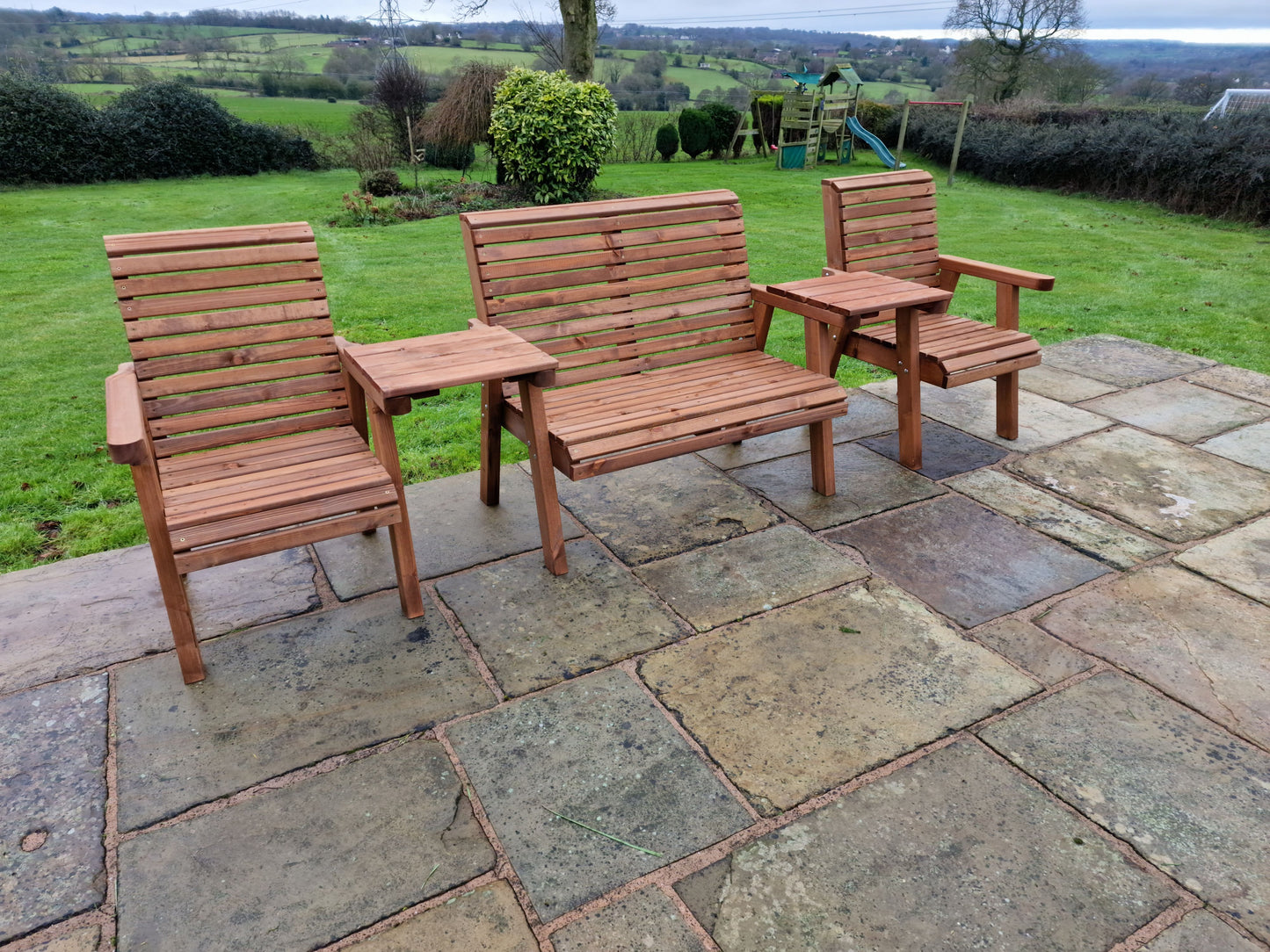 Classic Redwood 4 Seat Set 2 x Chair 1 x Bench - Straight Trays