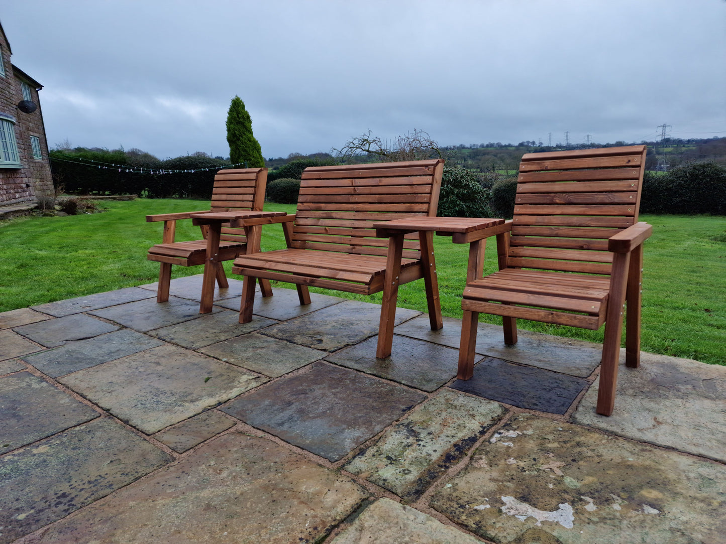 Classic Redwood 4 Seat Set 2 x Chair 1 x Bench - Straight Trays
