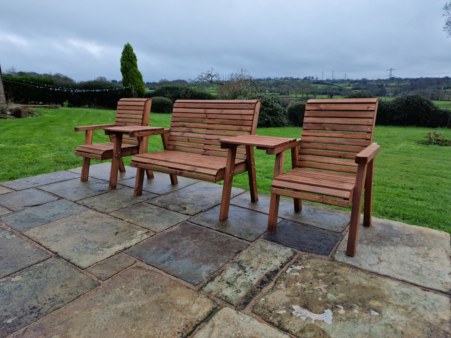 Classic Redwood 4 Seat Set 2 x Chair 1 x Bench - Straight Trays