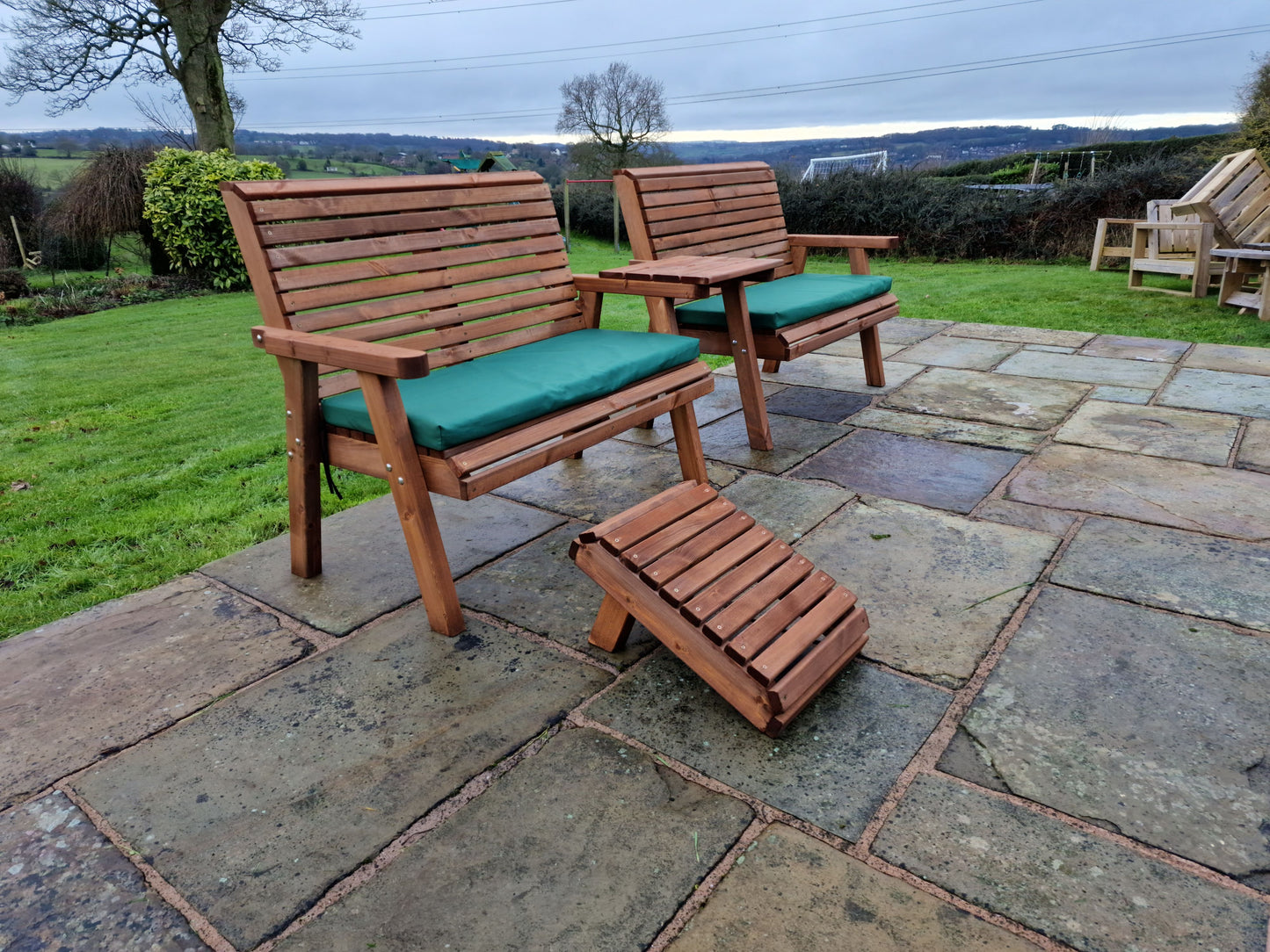 Classic Redwood 4 Seat Set 2 x Benches - Straight Tray