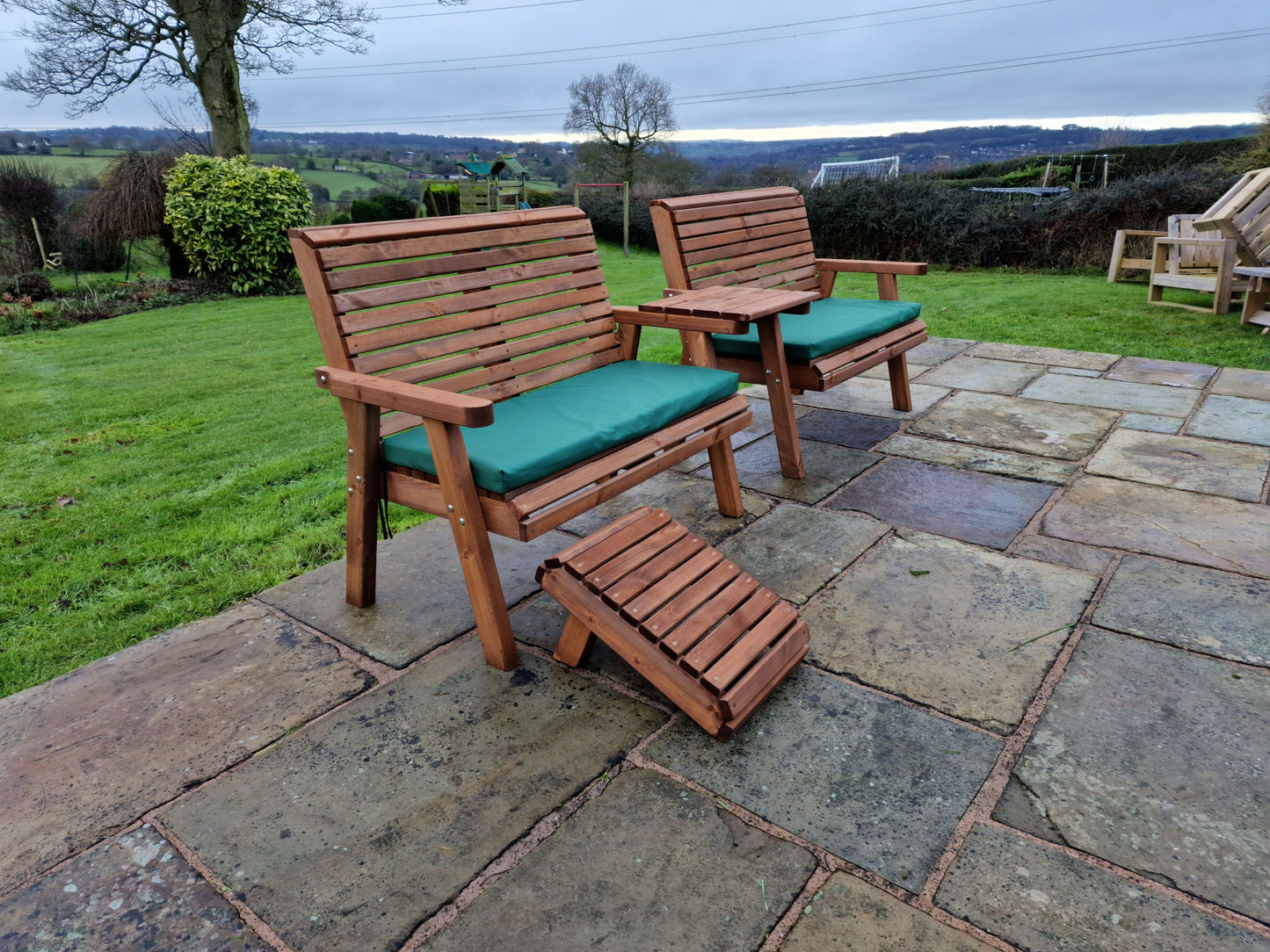 Classic Redwood 4 Seat Set 2 x Benches - Straight Tray