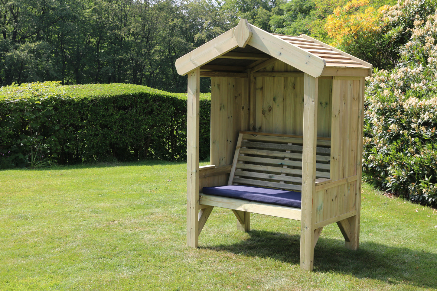 Snowdonia Enclosed 2 Seater Arbour