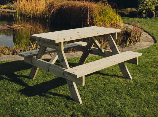 Traditional Picnic Table 1395Mm Long