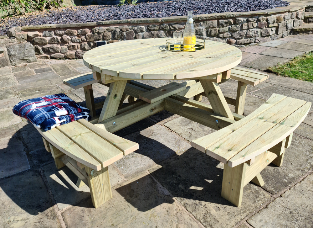 Tanalised Circular 8 Seat Picnic Table