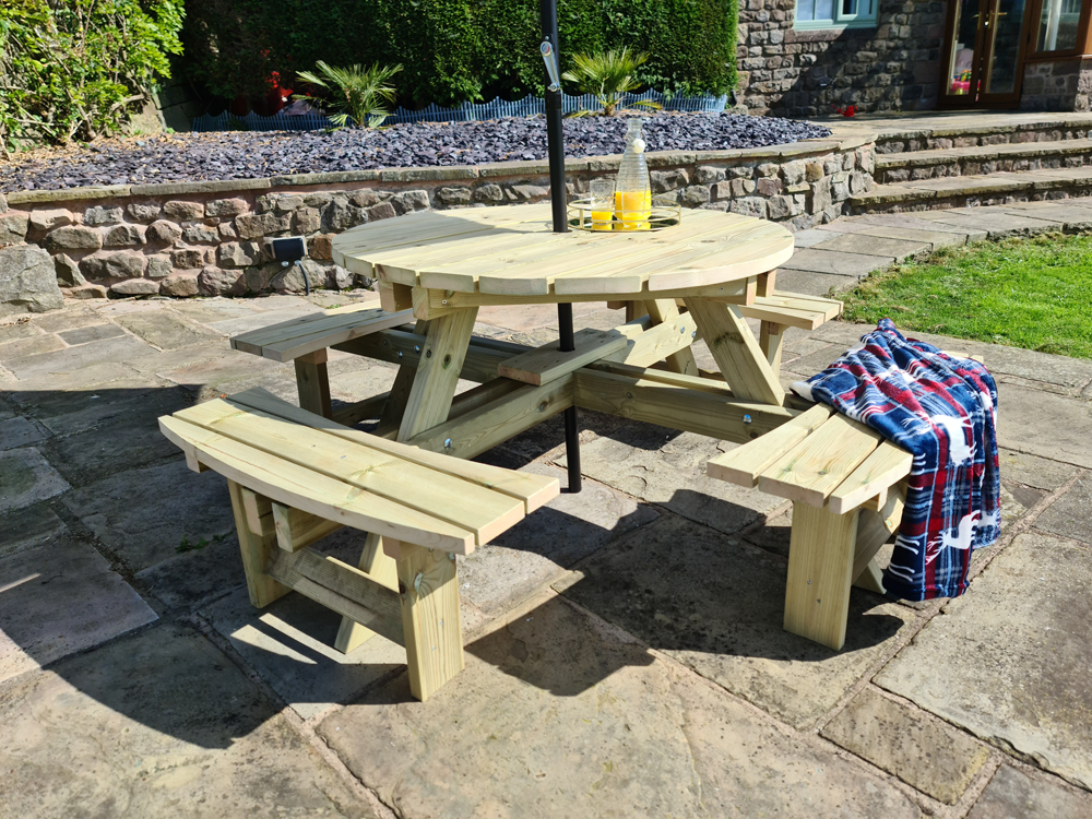 Tanalised Circular 8 Seat Picnic Table