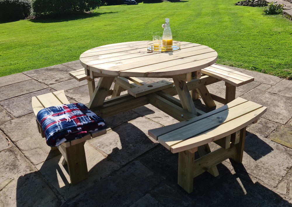 Tanalised Circular 8 Seat Picnic Table
