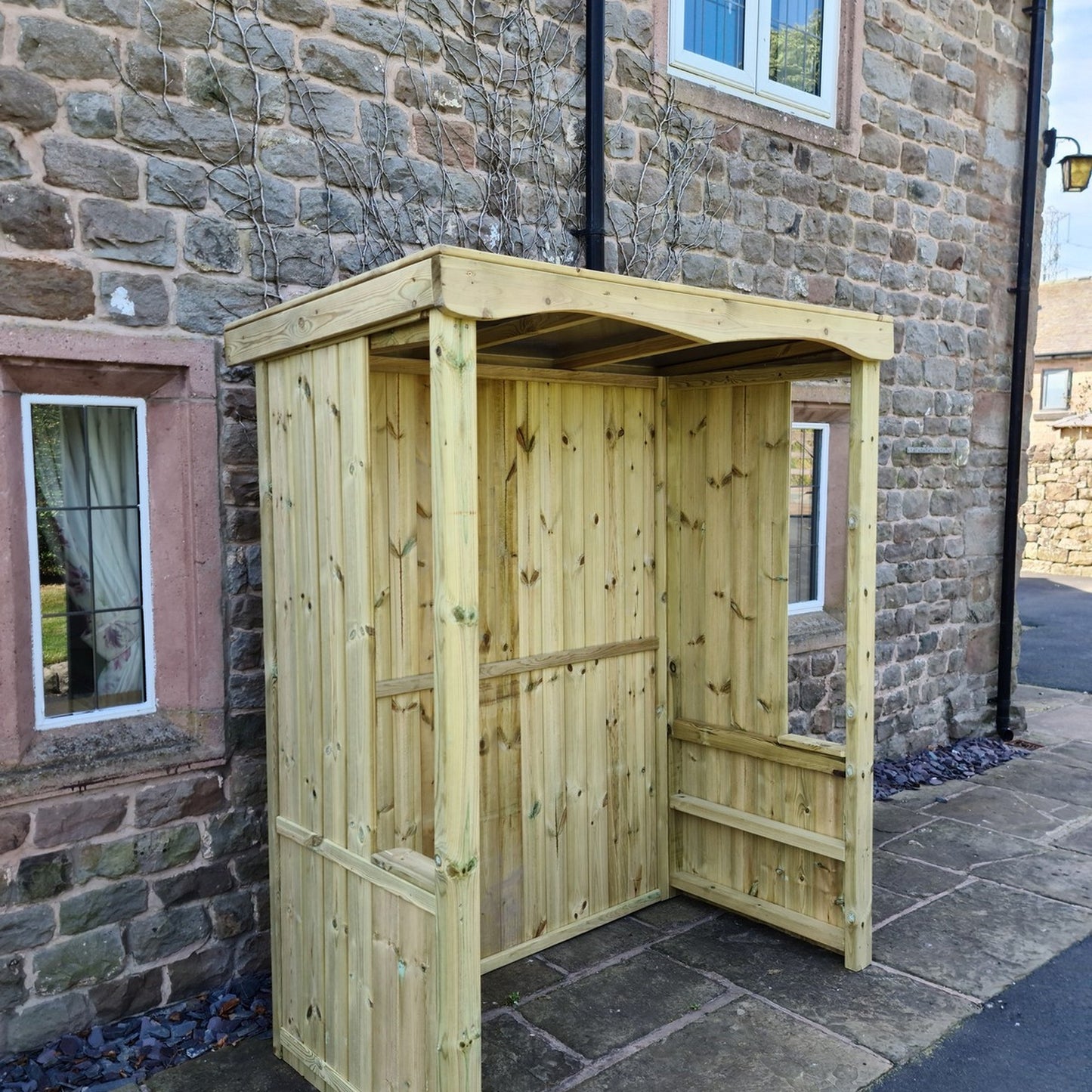 Medium Shelter