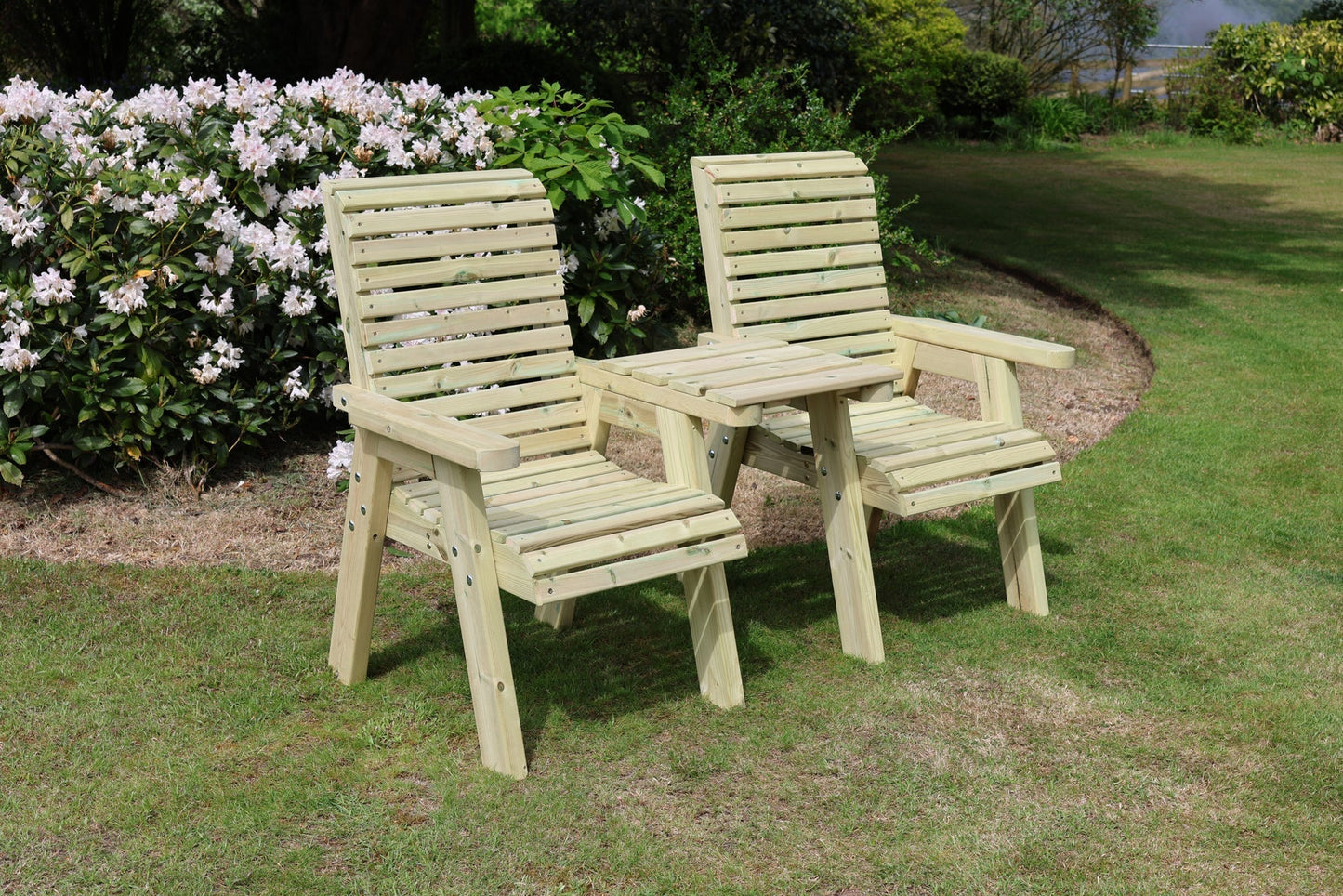 Heritage Tanalised straight loveseats with square tray in a garden