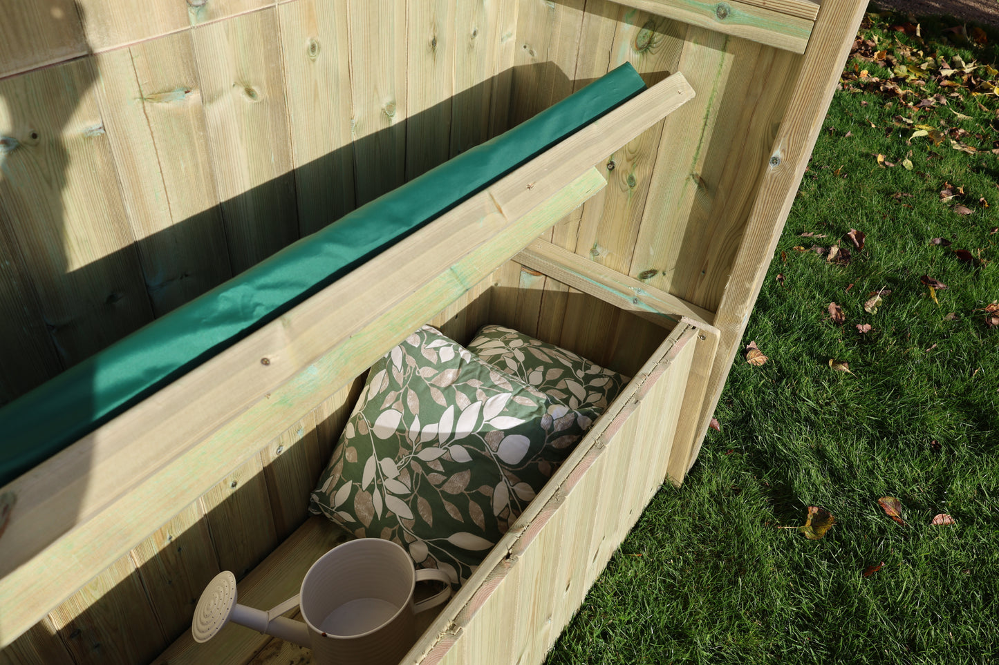 Storage Arbour – 3 Seater